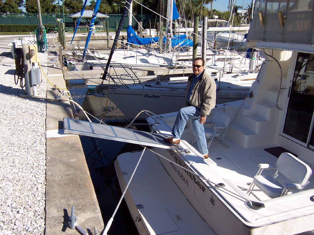 PS-6&nbsp;8' STEADI-PLANK w/ Sleeve Mounts on 42C' Silverton